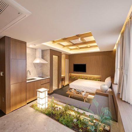 Uh Suite The Myeongdong Seoul Eksteriør billede