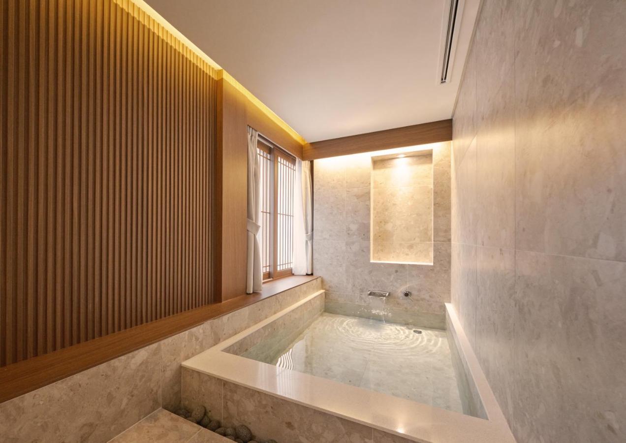 Uh Suite The Myeongdong Seoul Eksteriør billede